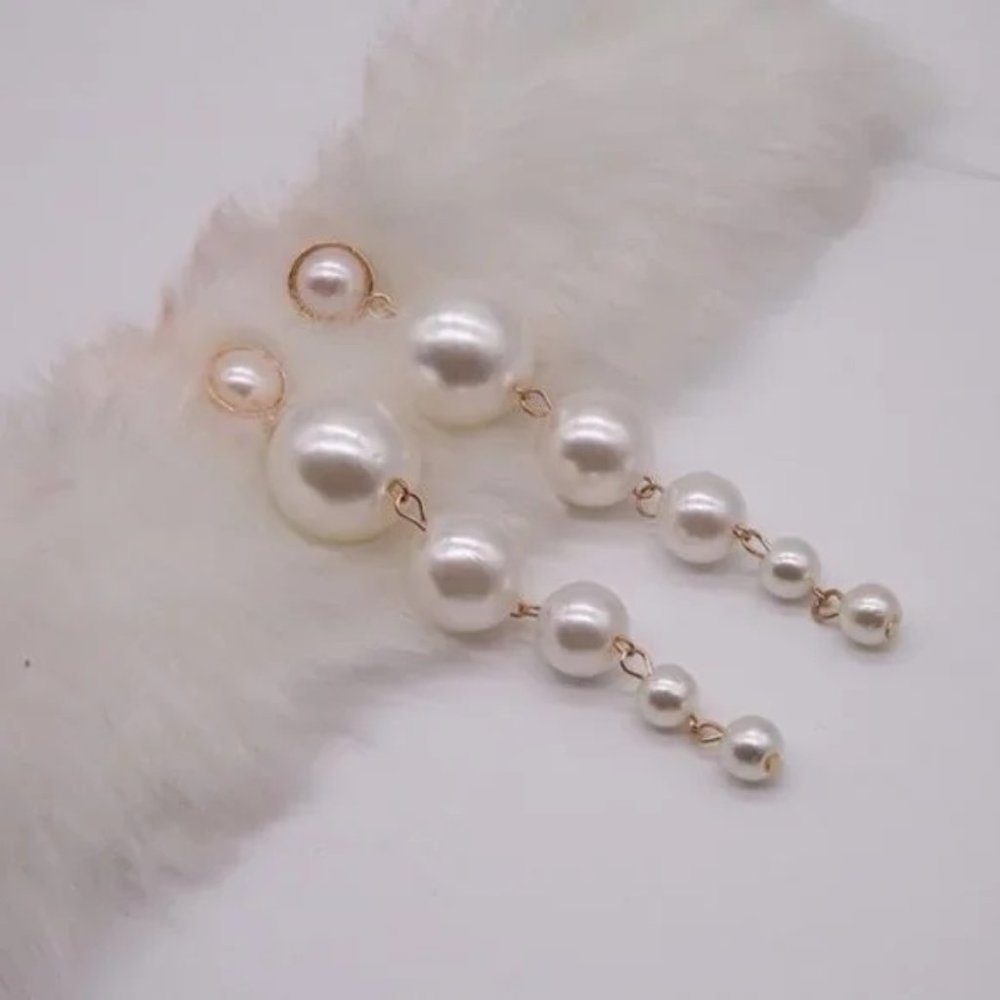 Acrylic Pearl Long Fashion Earrings